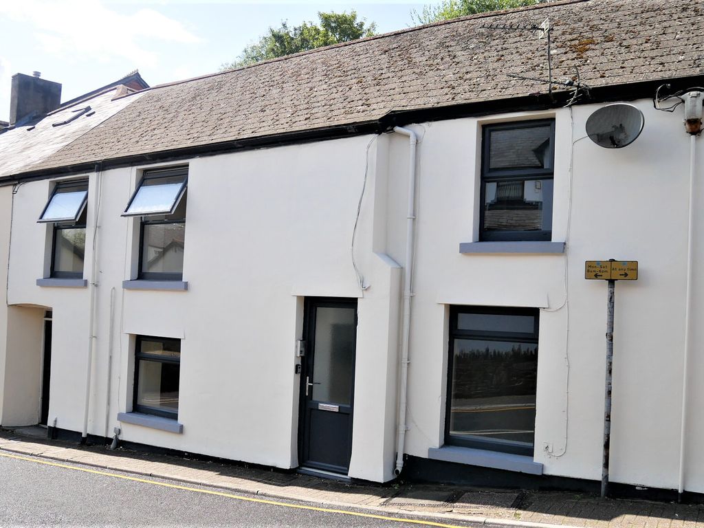 3 bed flat for sale in High Street, Llantrisant, Rct. CF72, £155,000