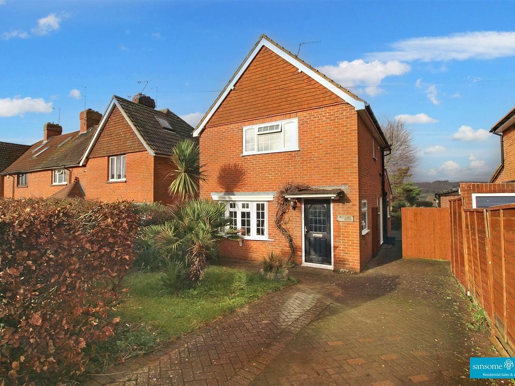 2 bed detached house for sale in Glebe Road, Purley On Thames, Reading RG8, £460,000