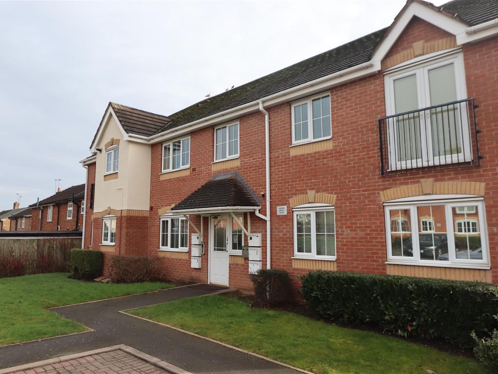 1 bed flat for sale in Hobbinsbrook House, Shropshire Way, West Bromwich B71, £105,000