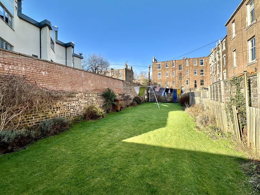 2 bed flat for sale in 10/4 Western Place, Murrayfield, Edinburgh EH12, £310,000