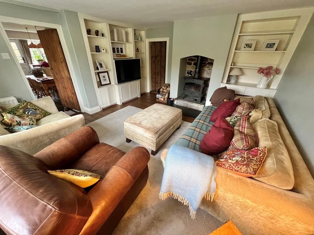 3 bed detached house for sale in Bridge Street, Bourton, Gillingham SP8, £489,000