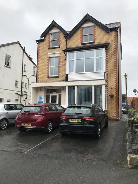 Office for sale in 28 Wynnstay Road, Colwyn Bay, Conwy LL29, £185,000