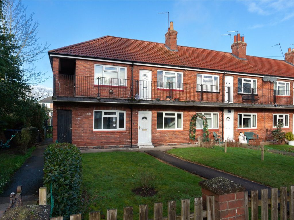 2 bed flat for sale in Beech Avenue, York, North Yorkshire YO24, £185,000