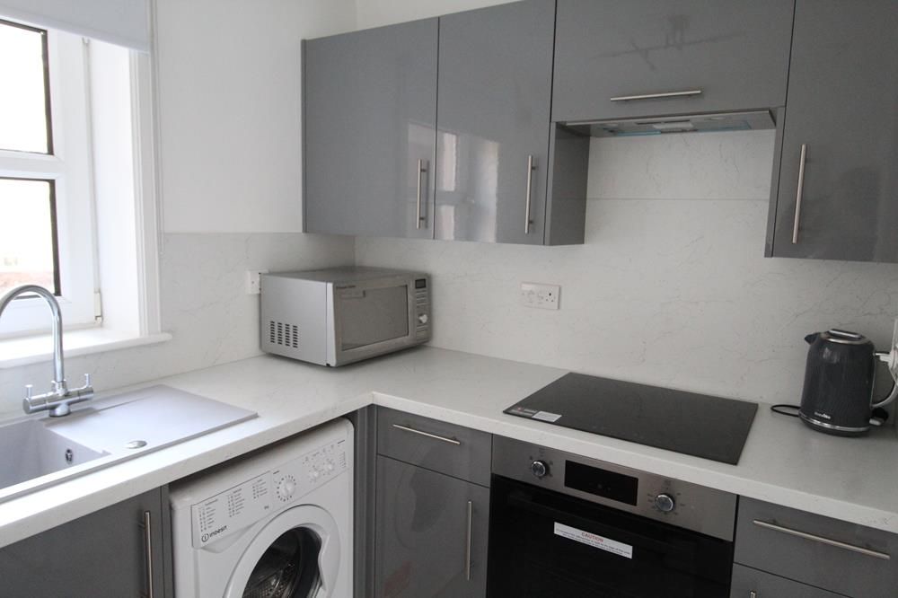 1 bed flat to rent in Nelson Court, Off King Street, First Floor AB24, £675 pcm