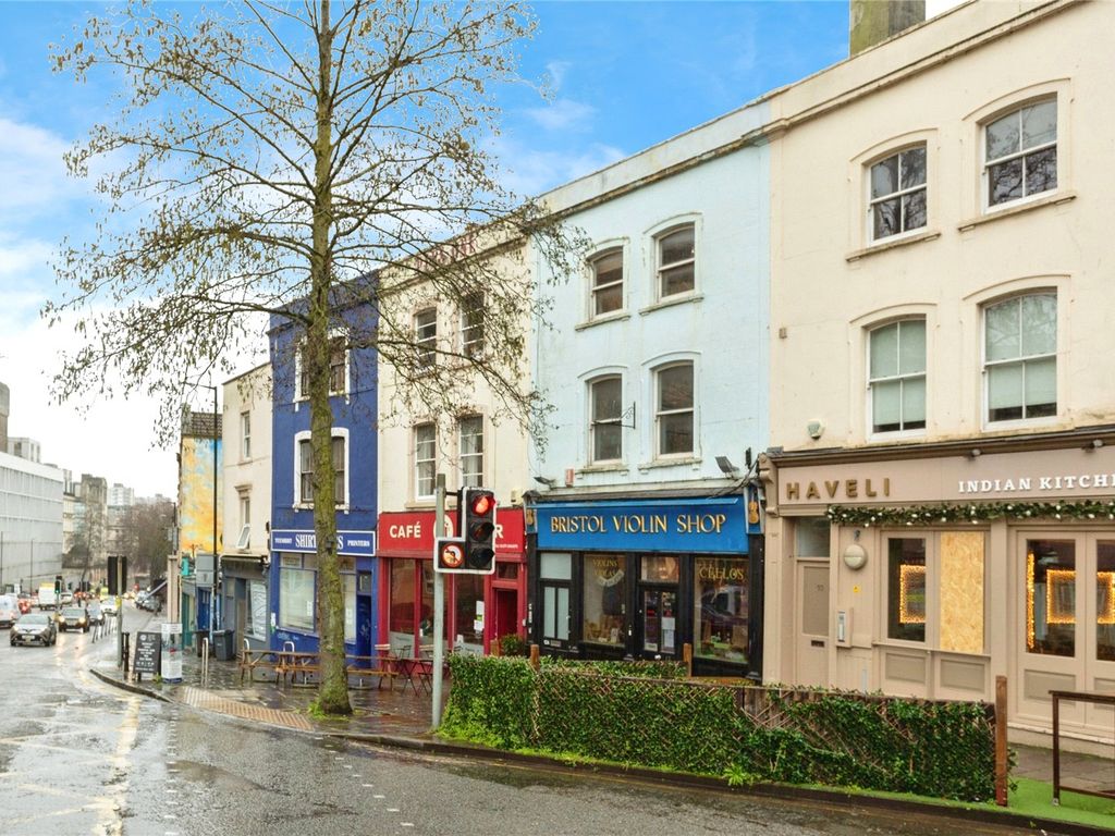 1 bed flat for sale in Upper Maudlin Street, Bristol BS2, £170,000