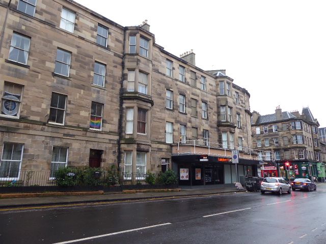 2 bed flat to rent in Bernard Terrace, Newington, Edinburgh EH8, £1,395 pcm