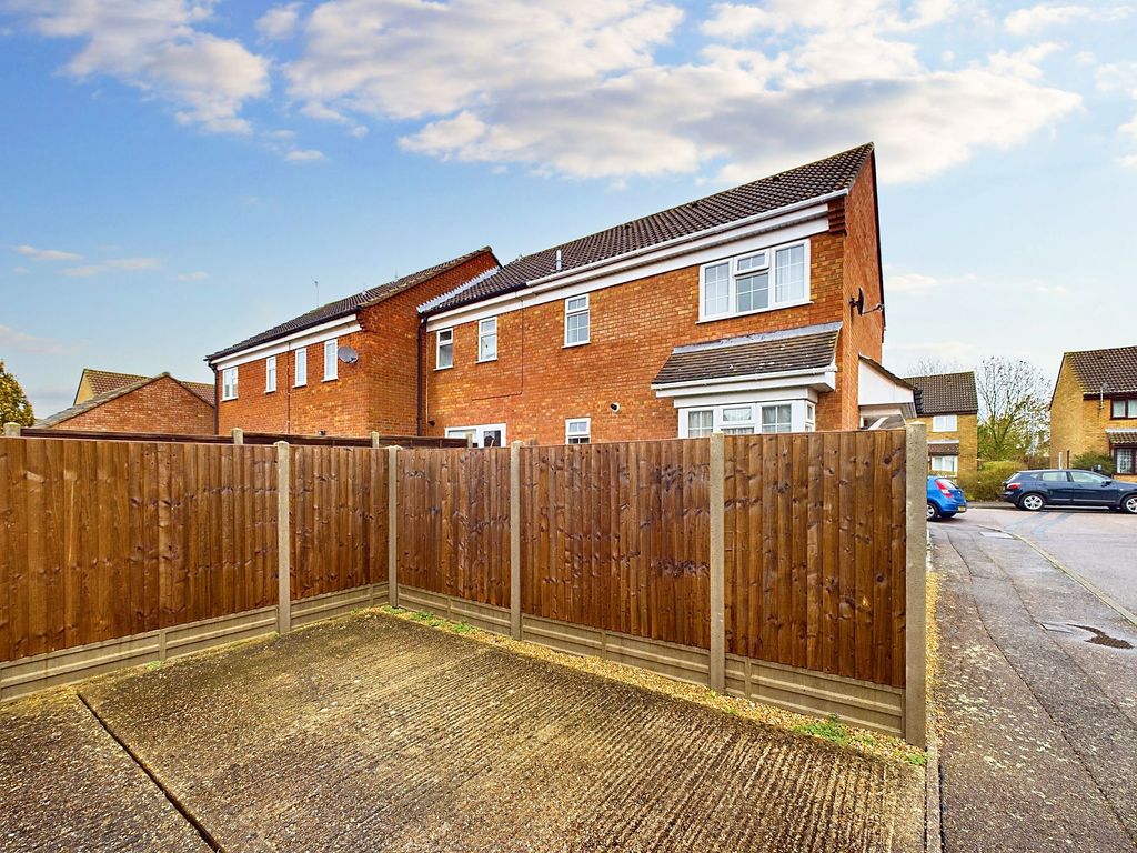 1 bed end terrace house for sale in Hudpool, Godmanchester, Huntingdon. PE29, £165,000