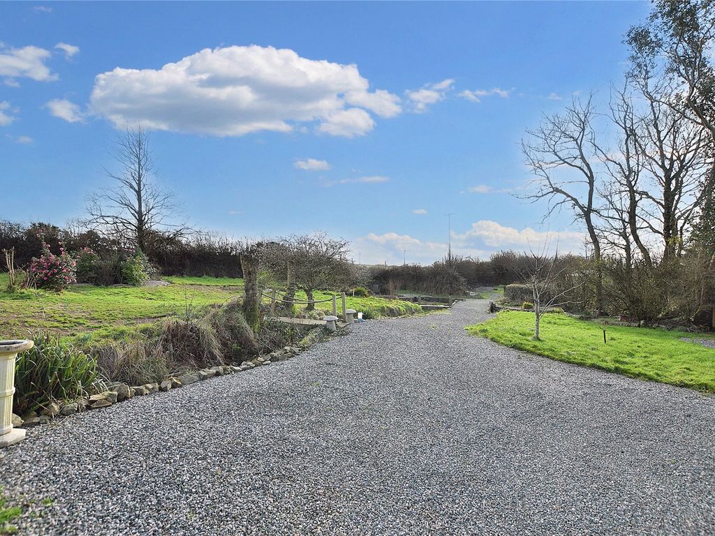 3 bed end terrace house for sale in Eastcott, Bude EX23, £650,000