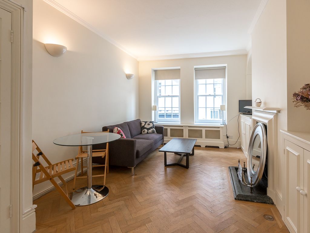 1 bed flat for sale in Carrington Street, Mayfair W1J, £775,000