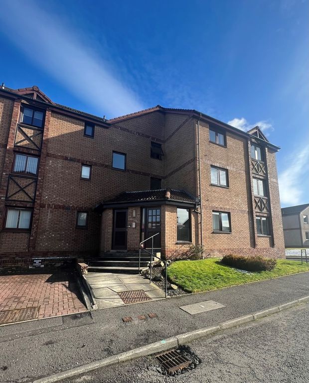2 bed flat to rent in South Loch Park, Bathgate EH48, £710 pcm
