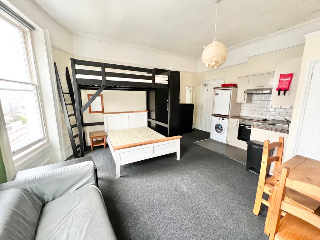 Studio to rent in St. Georges Terrace, Brighton BN2, £1,000 pcm