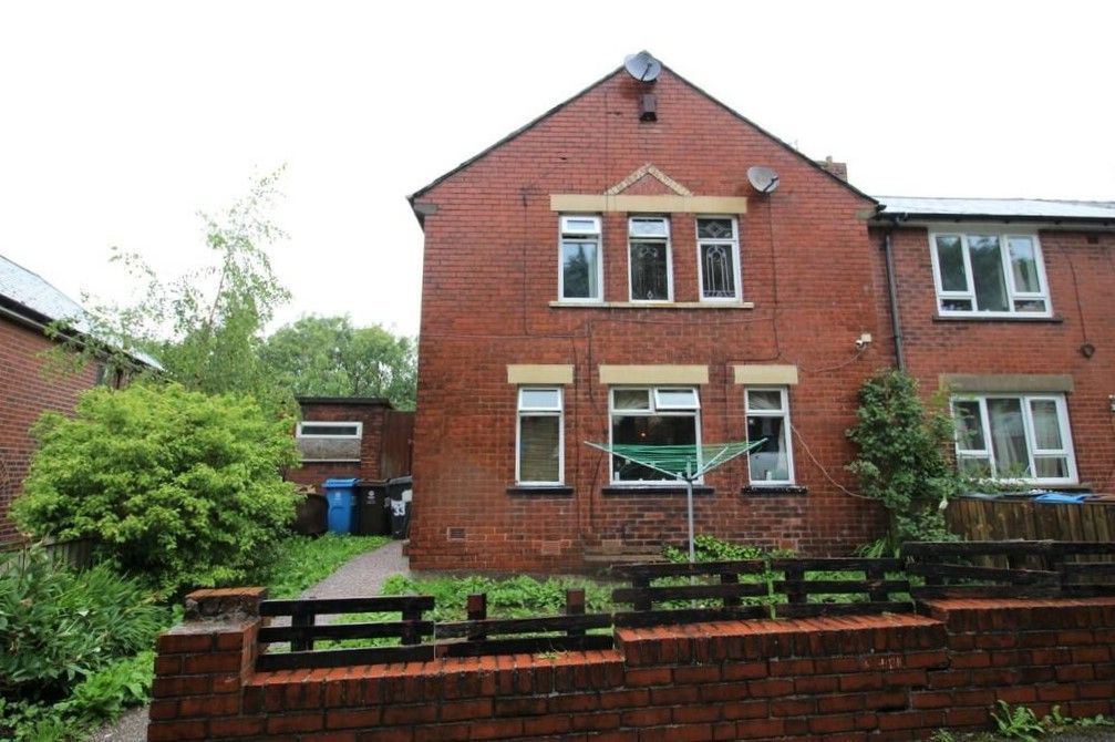 3 bed terraced house for sale in Kipling Road, Oldham, Greater Manchester OL1, £139,950