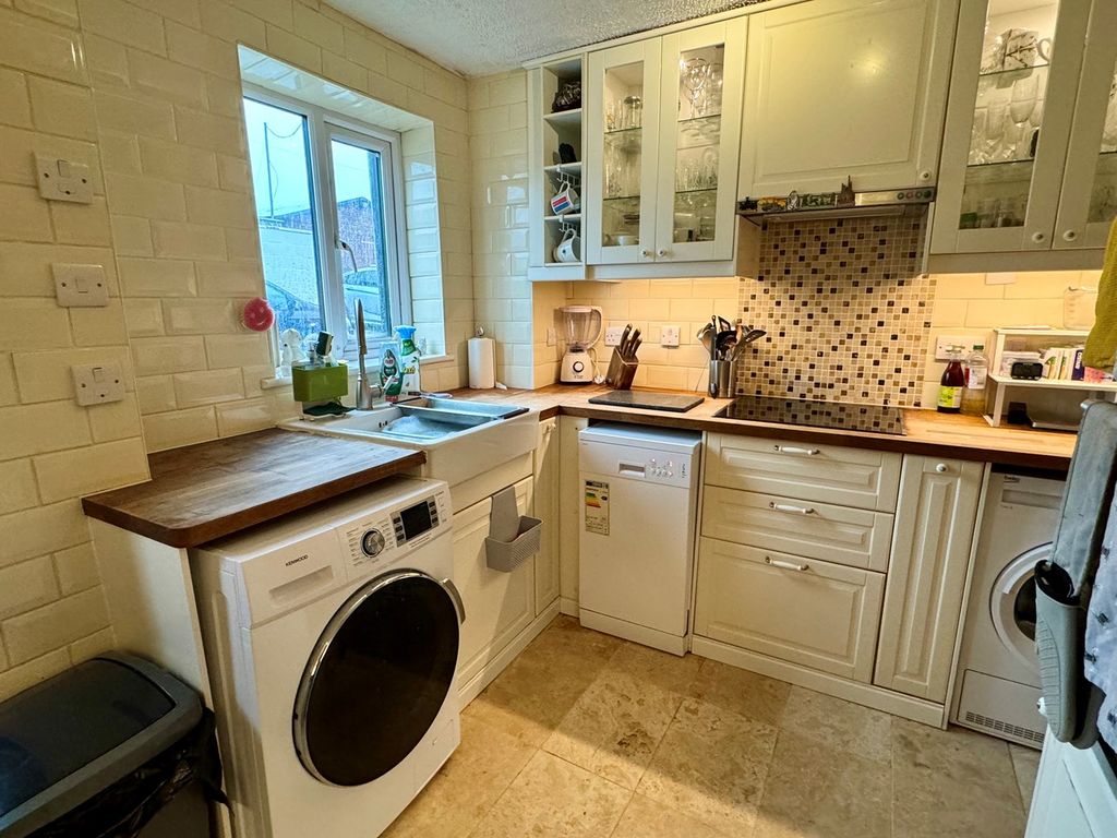 3 bed terraced house for sale in Stretton Sugwas, Hereford HR4, £249,950