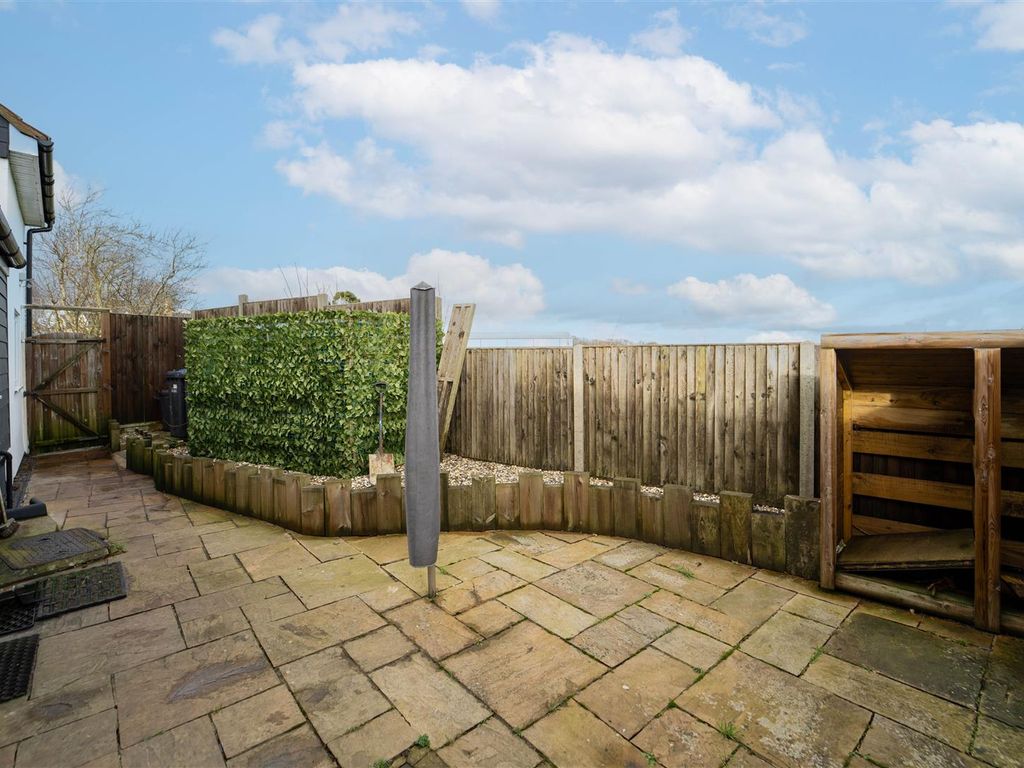 4 bed detached house for sale in Bradley Road, Burrough Green, Newmarket CB8, £675,000