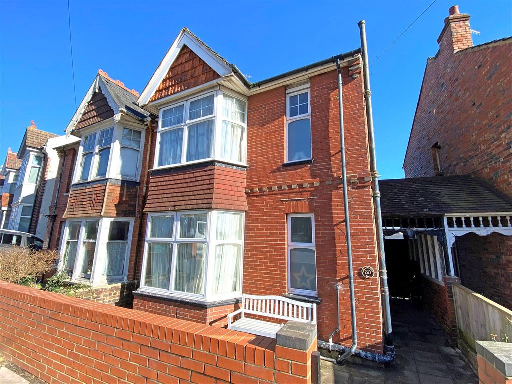 4 bed semi-detached house for sale in Hollingbury Road, Brighton BN1, £600,000