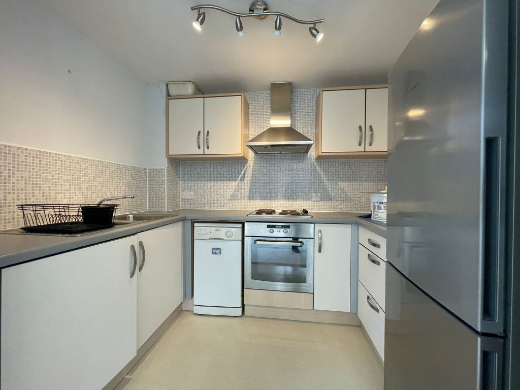 1 bed flat to rent in Romani Close, Warwick CV34, £850 pcm