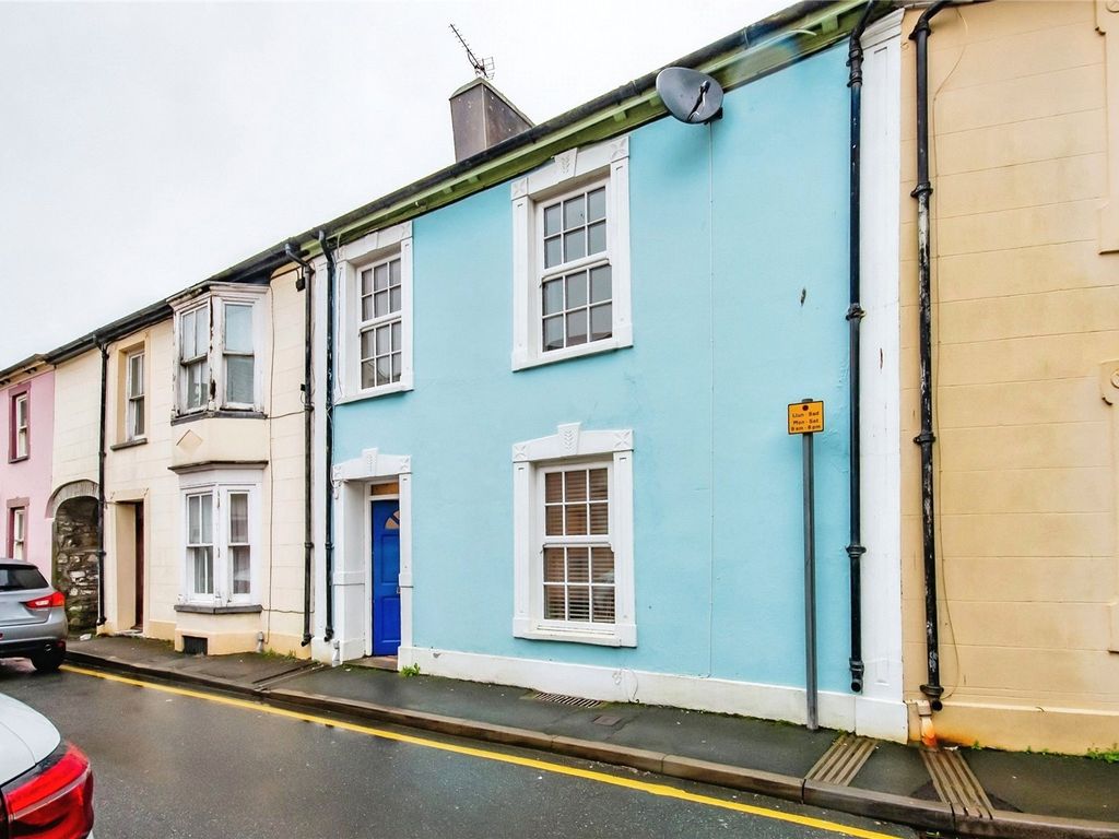3 bed terraced house for sale in William Street, Cardigan, Ceredigion SA43, £199,950