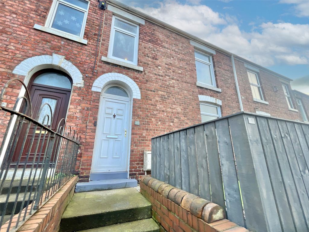 5 bed terraced house for sale in Station Lane, Birtley DH3, £220,000