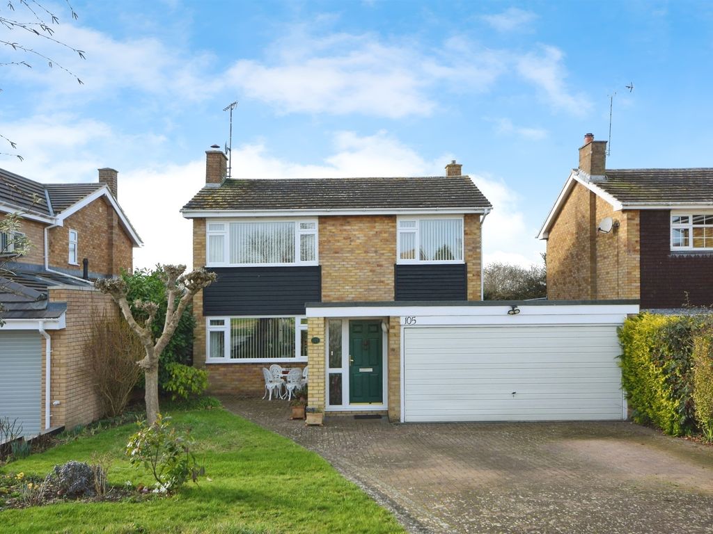 4 bed detached house for sale in Humber Road, Chelmsford CM1, £675,000