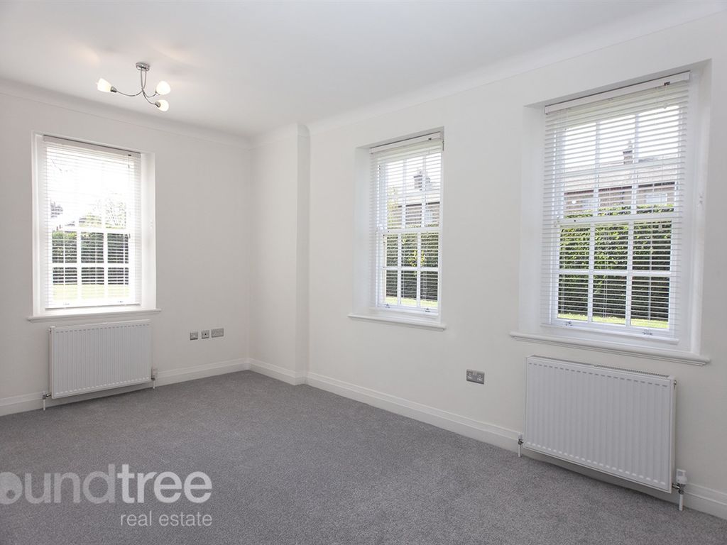3 bed flat to rent in Brampton Grove, Hendon NW4, £2,150 pcm