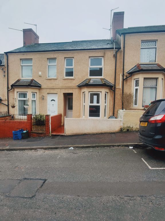 3 bed terraced house to rent in Robert Street, Barry CF63, £1,100 pcm