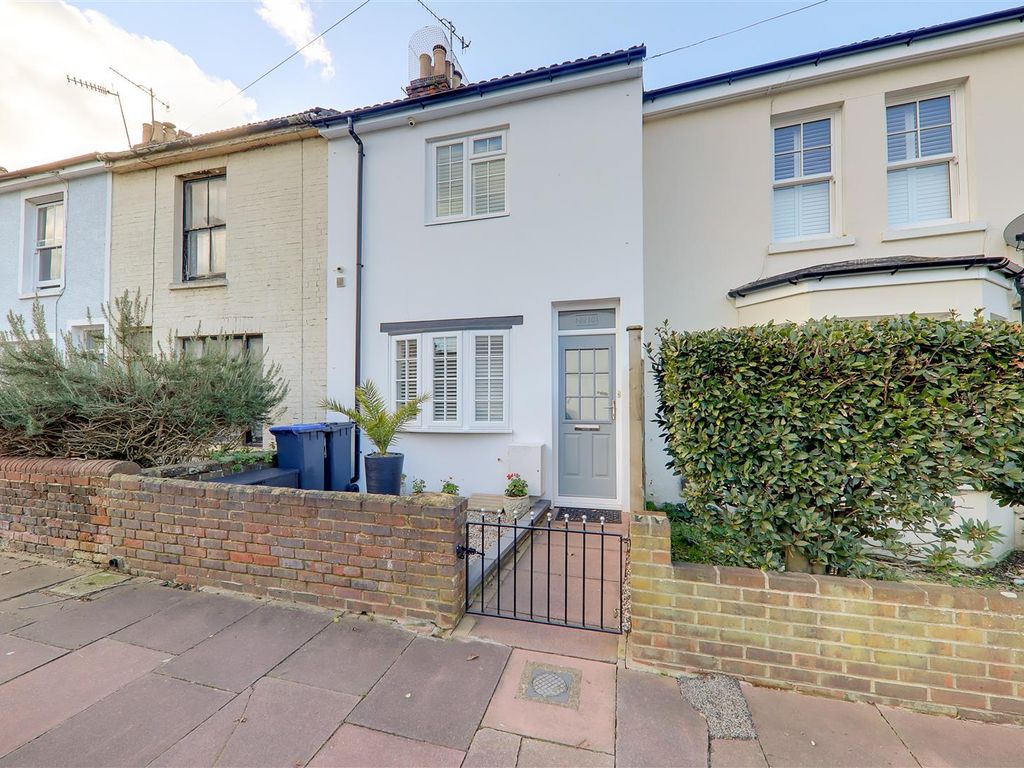 3 bed terraced house for sale in Cranworth Road, Worthing BN11, £450,000
