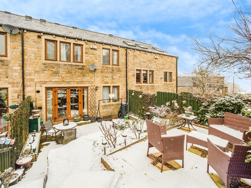 3 bed town house for sale in Hall Bank Lane, Mytholmroyd, Hebden Bridge HX7, £300,000