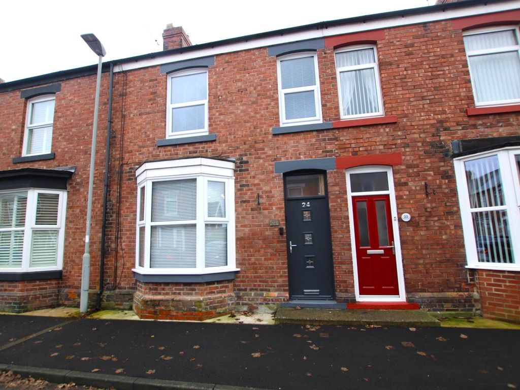 3 bed terraced house for sale in Salisbury Place, Bishop Auckland, Durham DL14, £115,000