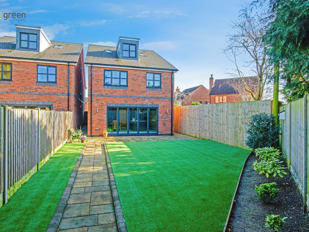 5 bed detached house for sale in Maxstoke Lane, Coleshill, Birmingham B46, £600,000