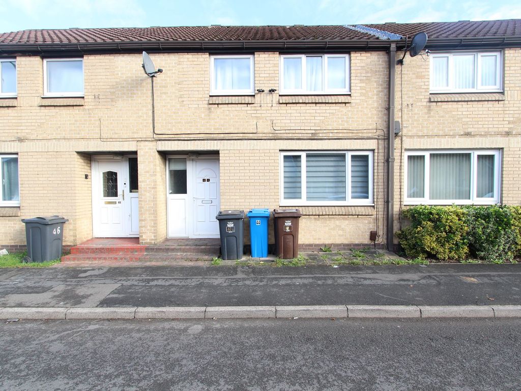 3 bed terraced house to rent in Skye Edge Avenue, Sheffield S2, £750 pcm