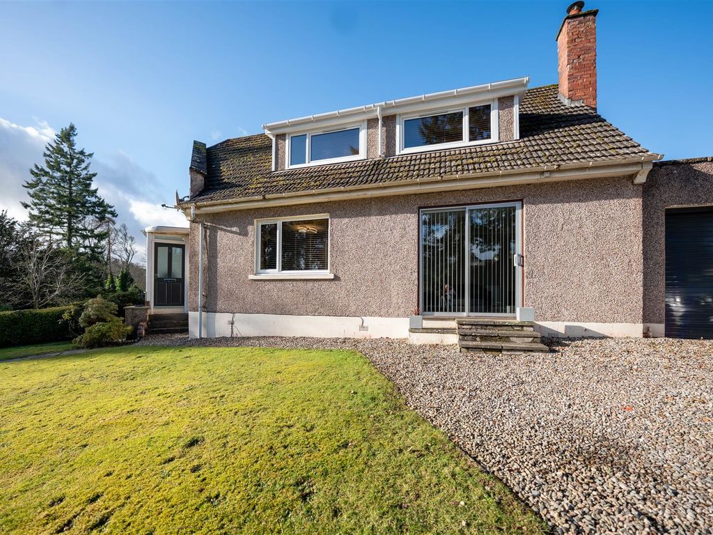 4 bed property for sale in Oakbank Place, Perth PH1, £258,950