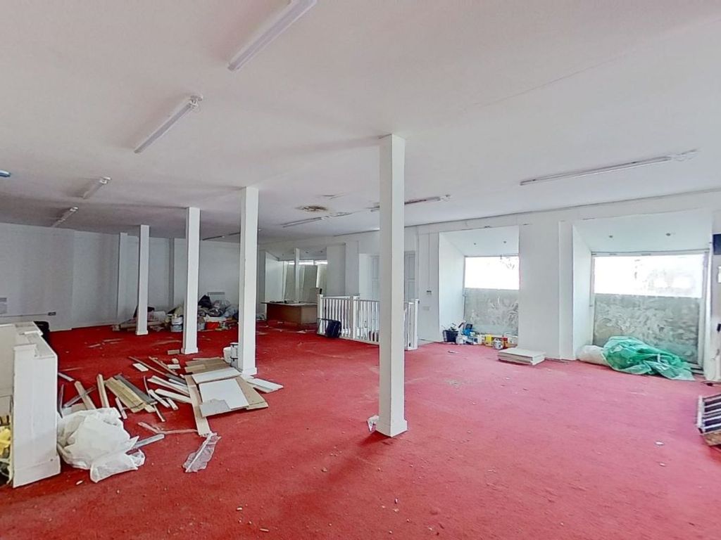 13 bed block of flats for sale in Washington Buildings, Stryd Yr Orsaf, Porth, Rhondda Cynon Taf CF39, £135,000