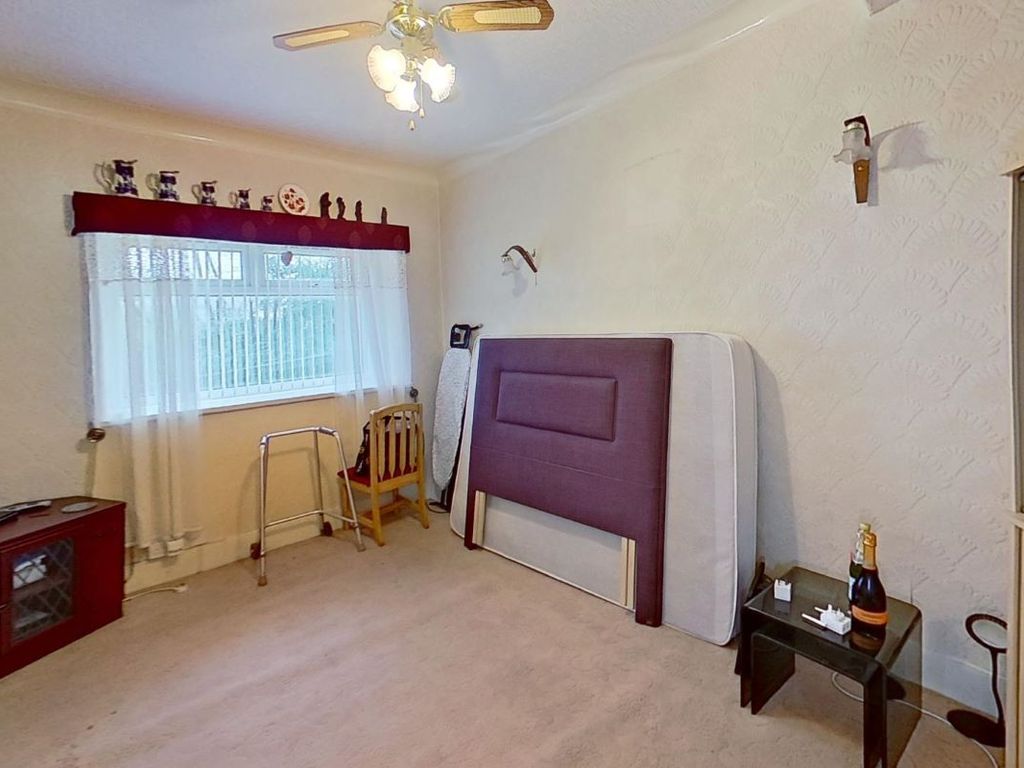 3 bed terraced house for sale in 262 High Street, Porth, Mid Glamorgan CF39, £54,000