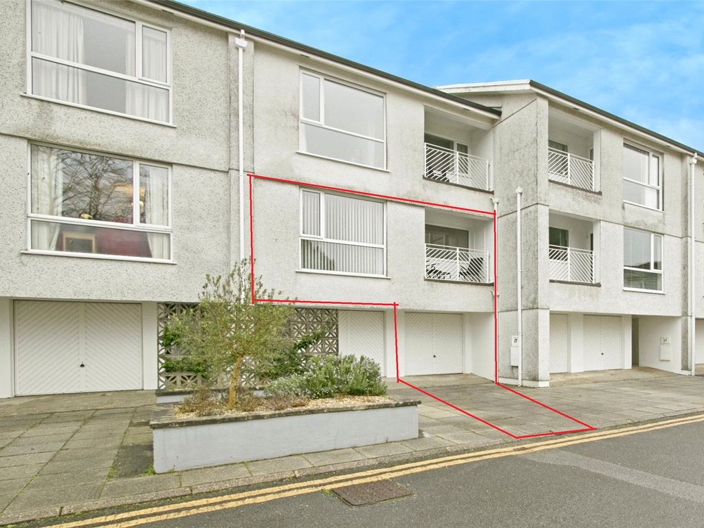 2 bed flat for sale in Elm Court, Truro, Cornwall TR1, £190,000