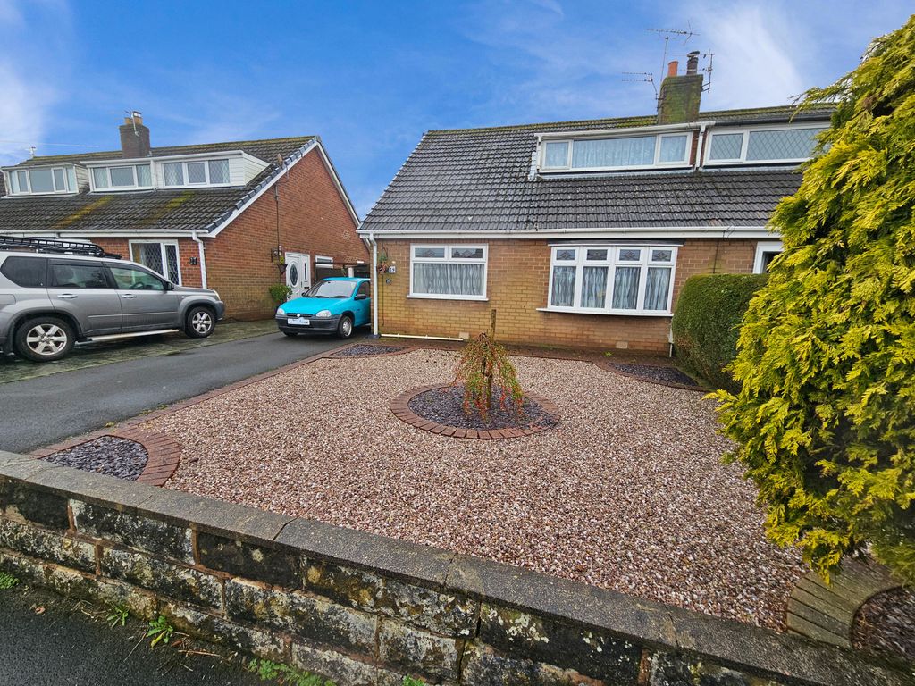 3 bed semi-detached house for sale in Beacon Drive, Goosnargh PR3, £235,000