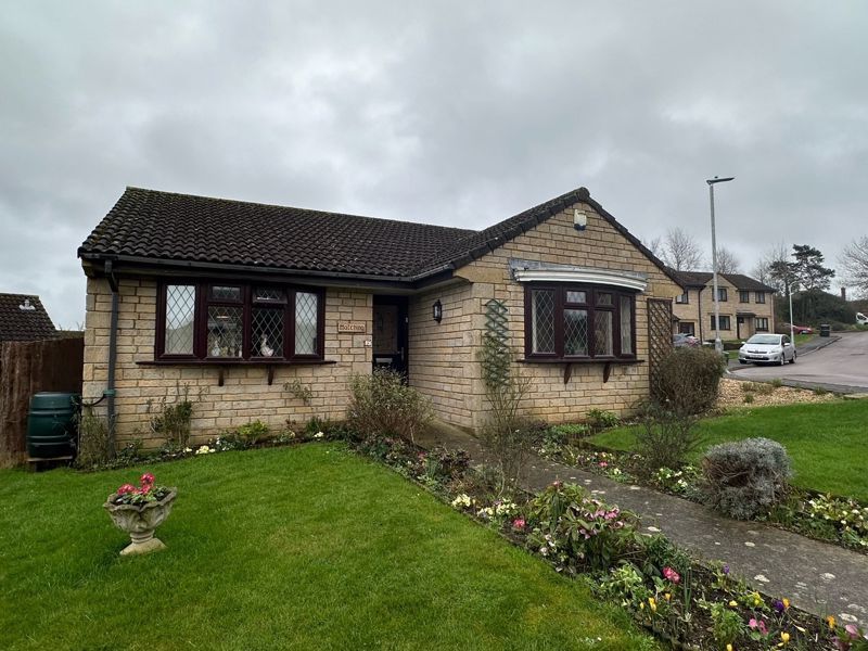 2 bed detached bungalow for sale in Walscombe Close, Stoke-Sub-Hamdon TA14, £350,000