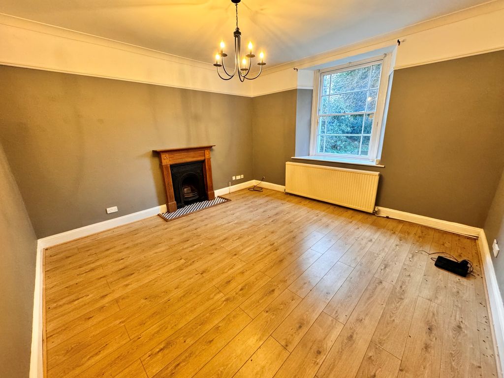 Studio for sale in Basement Flat, 24 Victoria Square, Clifton, Bristol, Bristol BS8, £375,000