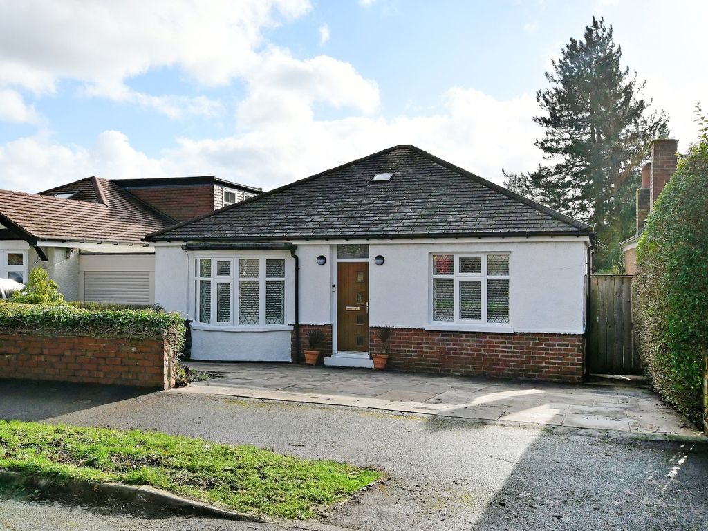 3 bed detached bungalow for sale in Dalewood Road, Beauchief S8, £450,000