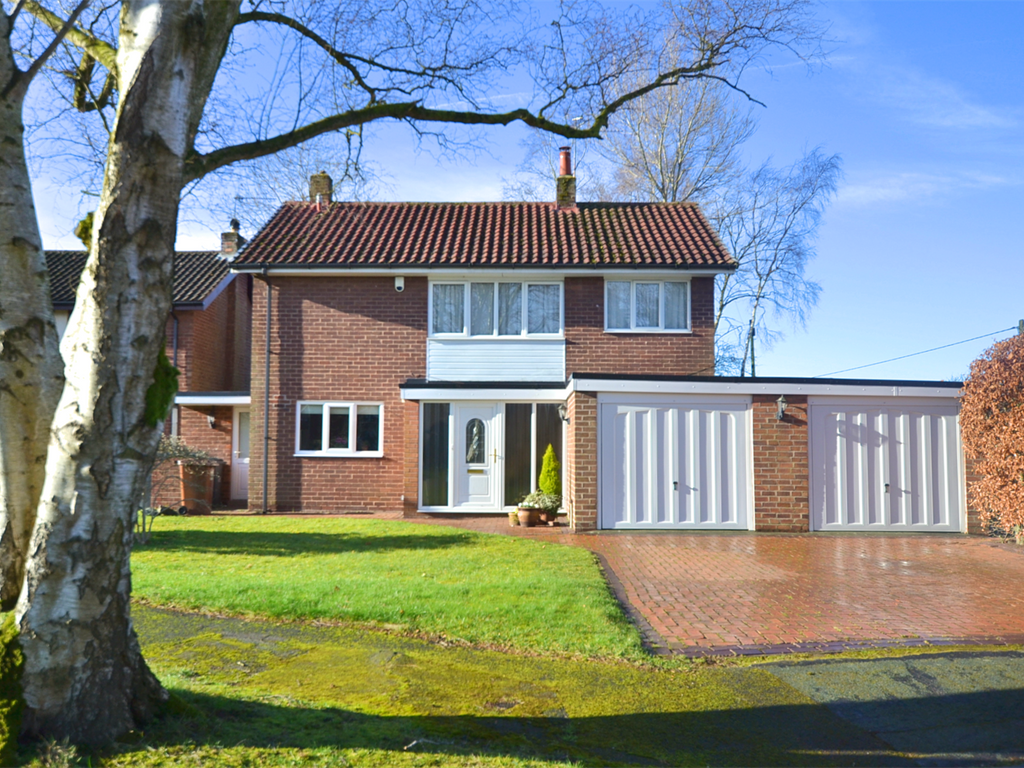 4 bed detached house for sale in Primrose Chase, Goostrey, Crewe CW4, £545,000