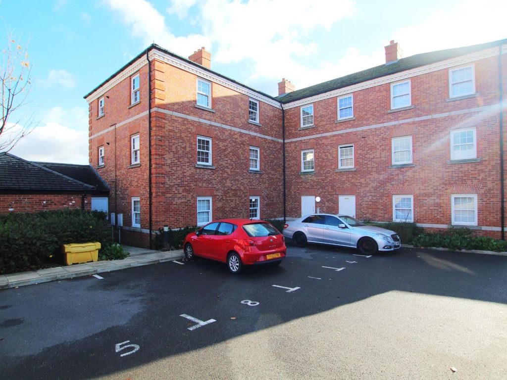 1 bed flat to rent in Long Roses Way, Birstall, Leicester LE4, £725 pcm