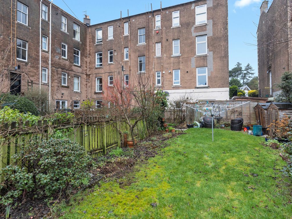 3 bed flat for sale in 103/1 Corstorphine Road, Murrayfield, Edinburgh EH12, £325,000