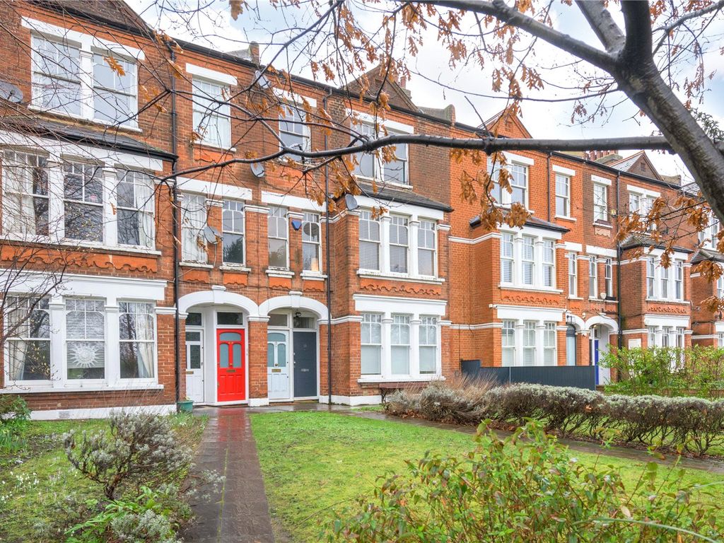 3 bed maisonette for sale in Clapham Common North Side, London SW4, £800,000