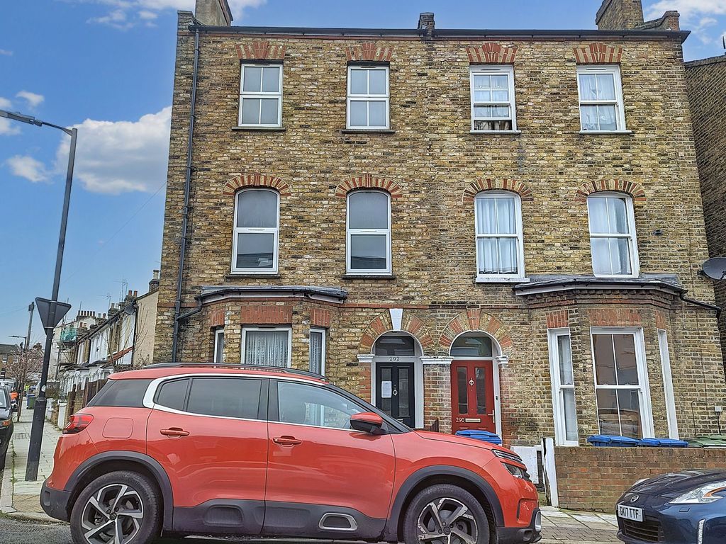 5 bed semi-detached house for sale in Crystal Palace Road, London SE22, £960,000