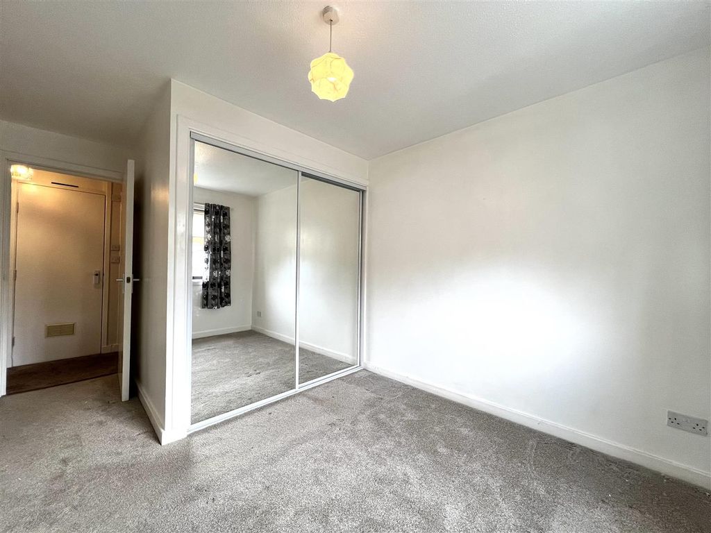 2 bed flat for sale in Stevenston Court, New Stevenston, Motherwell ML1, £65,000