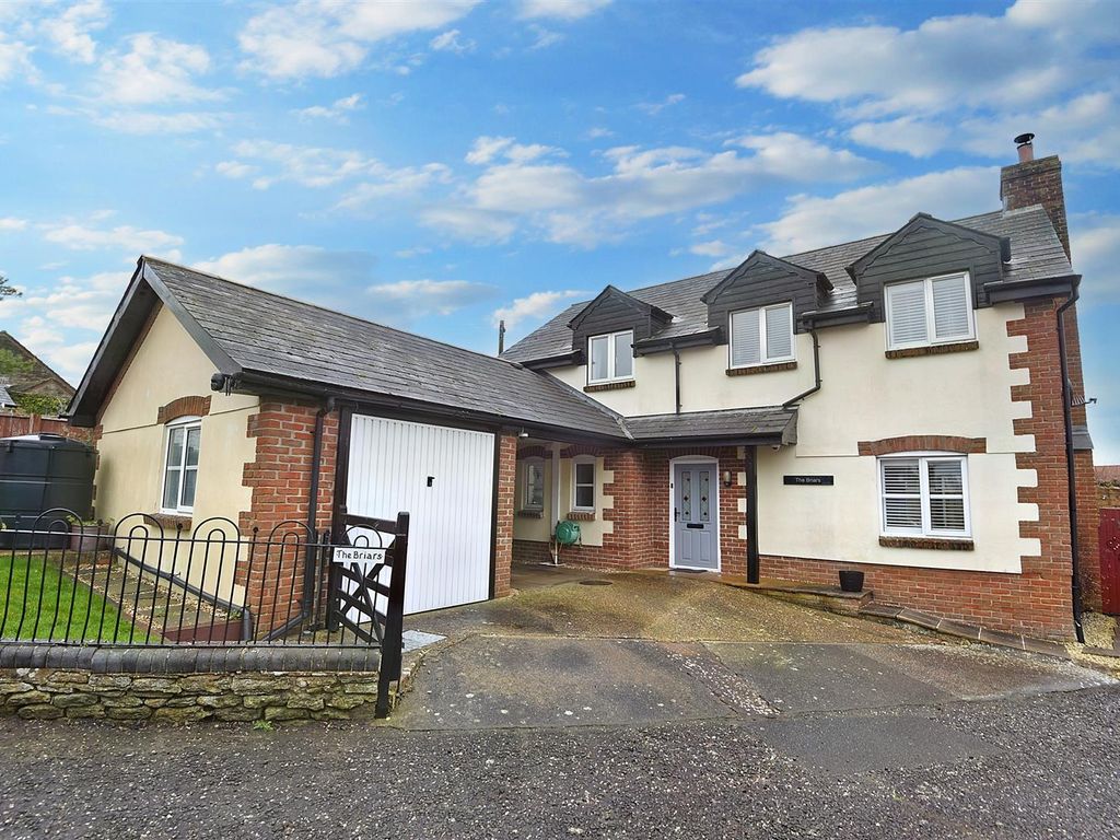 3 bed detached house for sale in Church Hill, Templecombe BA8, £430,000