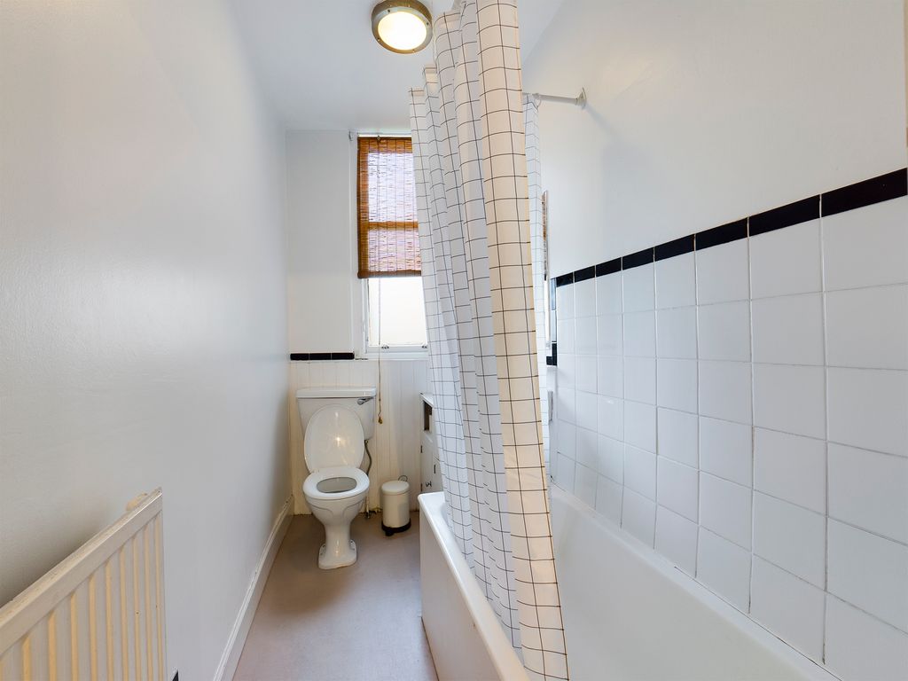 1 bed flat to rent in Roseburn Street, Roseburn, Edinburgh EH12, £850 pcm