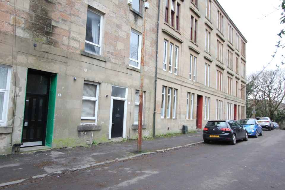 1 bed flat for sale in 0/1, 31 Kilmailing Road, Cathcart G44, £74,995