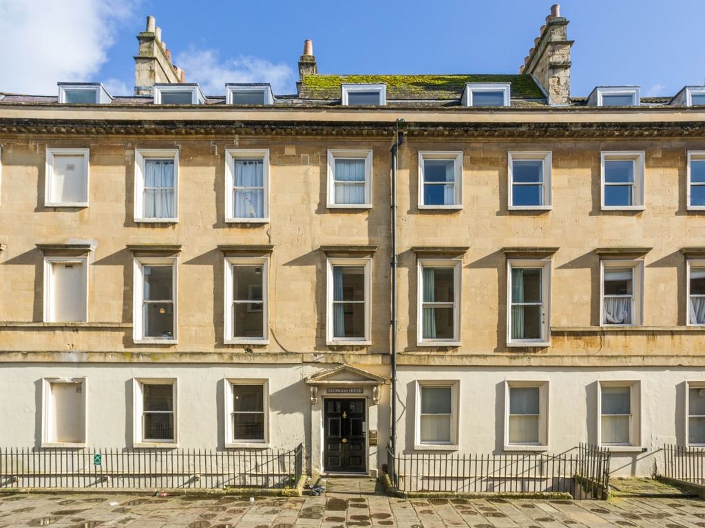 2 bed flat to rent in Duke Street, Bath BA2, £1,695 pcm