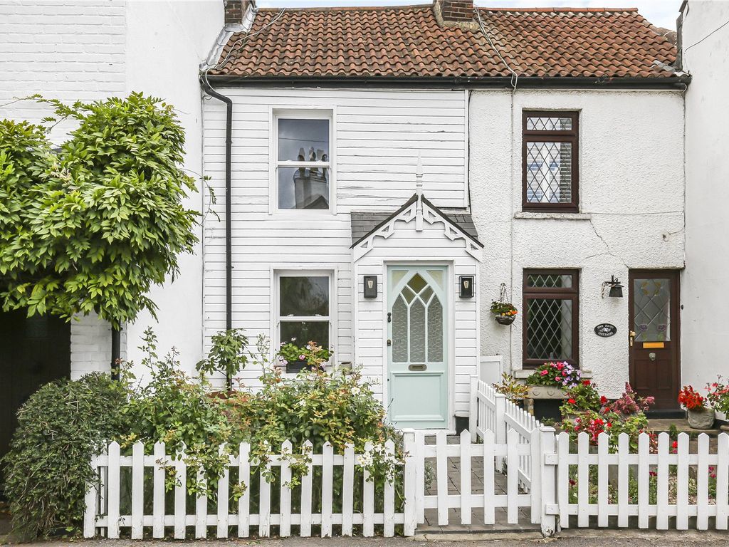 2 bed terraced house for sale in Jones Cottages, Barnet Road, Barnet EN5, £425,000