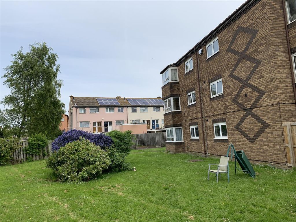 1 bed flat for sale in Lonsdale Avenue, Weston-Super-Mare BS23, £80,000